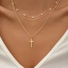 Conjunto colares trio de colares kit colar dourado delicado com Cruz crucifixo e pérola feminino dourado