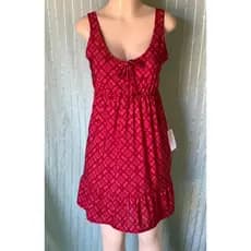 VESTIDO DE ALÇA COM BABADO   curto