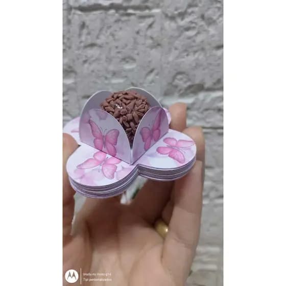 Forminha Borboletas Jardim para Doces Brigadeiro/ Forma 4 pétalas para aniversário