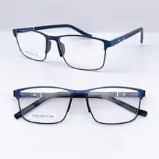 Armação De Óculos Masculino Quadrado Titânio com metal bem leve/moda/Novo