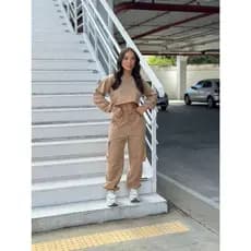 Conjunto Moletom Calça Jogger Cargo e Cropped Manga Longa