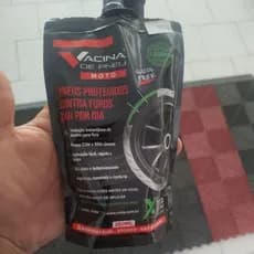 Vacina de Pneu Moto Xtire 250ml Selante Anti Furo Sem Câmara e Com Câmara