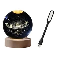 Luminária De Mesa Decorativa Bola De Cristal  Sistema Solar Galáxia Saturno Estrutura Madeira Pinus
