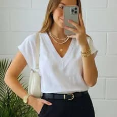 Blusa Feminina Estilosa Manga Curta Decote V Básica Chic Elegante Social