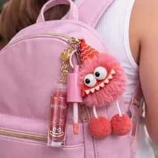 Brilho Labial com Chaveiro Pelúcia Fofo Lip Gloss Glitter Hidratante