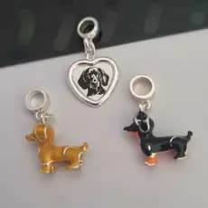 Berloque Cachorro Dachshund ou Linguiçinha Salsichinha