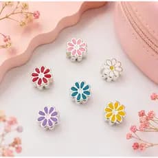 Berloque Flor Margarida Rosa Branca Azul Amarela Lilás ou Vermelha