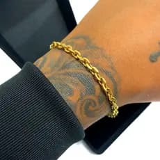 Pulseira Masculina Cartie Cadeado 4mm Banhada a Ouro 18k Dourada em Aço Grossa