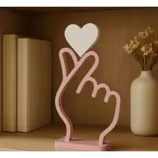 Enfeite Decorativo Mãozinha Coreana Coração - Perfeito para K-Pop e Amor! 💖
