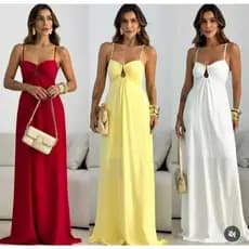 Vestido feminino longo com fivela e decote suave