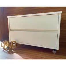 Mesa de Cabeceira e afins com rodas