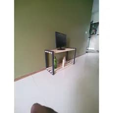 Rack / estante estilo industrial para decoração de sala quartos cozinha escritórios halls e entrada apartamentos suporte para flores vasos porta retrato fotos espelhos computadores luminárias velas incensos e castiçais decorações em geral.PRESENTE DA MÃE.