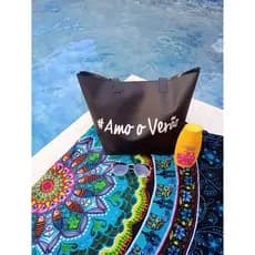 Bolsa de Praia Impermeável e Dobrável com Design Moderno e Prático ideal para praia e piscina