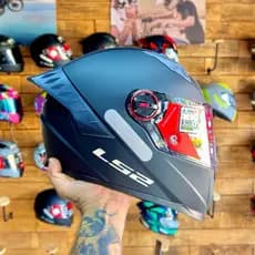 Capacete de Moto LS2 Pro Preto Fosco – Estilo, Proteção e Desempenho