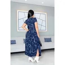 VESTIDO FEMININO LONGO DE MANGA CURTA ESTAMPA GEOMÉTRICA
