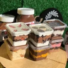 100 Unid Pote Quadrado 250ml com Tampa – Embalagem Para Sobremesa, Bolo no Pote, Doces e Delivery