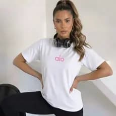 T-Shirt Feminina Fitness Yoga Camiseta Estilosa 100% AlgodãoTendência Estampada Envio Imediato