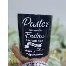 Caneca de porcelana para presentear QUALQUER TEMA.