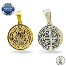 Medalha São Bento Proteção Dupla Face 1,5cm Aço Inox 316L Prateado/Dourado Pode Molhar Não Escurece