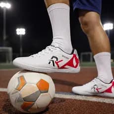 Chuteira Masculina Futsal Esportiva de Alta Performance – Lançamento Incrível -RK03