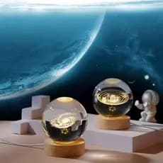 Luminária Bola de Cristal, Mesa Sistema Solar Saturno Lua Galáxia LED Base Madeira