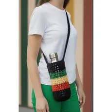 Bolsa para garrafa de água / bolsinha porta garrafa de academia em crochê