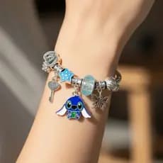 Pulseira Berloques Prata ou Dourada Feminina Presente moda