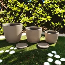 Vaso De Planta Polietileno Bojo Liso Grande Com Prato Sala Varanda Jardim Resistente