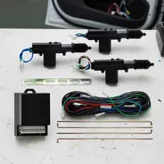 KIT TRAVA ELÈTRICA 4 PORTAS UNIVERSAL KX3*