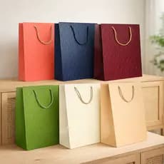 Sacolas De Presente Luxo 26x32cm Media Texturizada Embalagem Premium