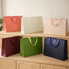 Sacolas De Presente Grande 42x30cm Embalagem Premium Elegante Para Eventos Alça de Fita Gorgurão