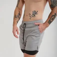 Shorts 2 em 1 Masculino Lisa Forro Duplo Proteção UV
