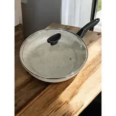 Frigideira Antonella 2.6mm 24cm Antiaderente Efeito Granito Fácil de Limpar