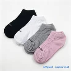 kit 3 ou 12pares de meias soquete femininas é Unissex