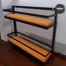 Prateleira rústica ferro madeira porta livros artesanato mineiro