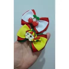 Laços temáticos infantis/ Laço Cerejinha / Laço Emília / laço de cabelo / laço