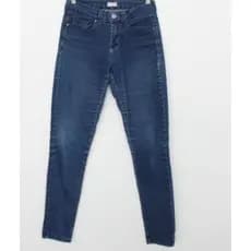 calça jeans feminina excelente em promoção.