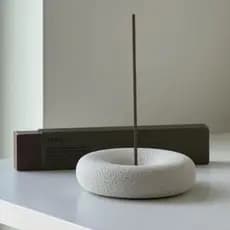 Porta Incenso Minimalista – Design Moderno