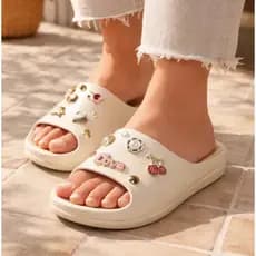 Chinelo Nuvem Feminino Antiderrapante com Botons