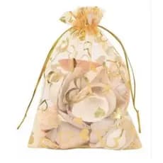10 sacos de organza cm20x35 Dourado com desenhos de coração
