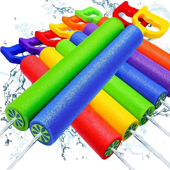Brinquedo Lança Atira Água Flutuante 39cm Piscina Praia Verão Esguincho Crianças
