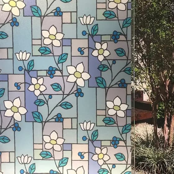 Pelicula Adesivo Eletrostatica para Vidro no Modelo Jateado Vitral Flores para Portas e Janelas