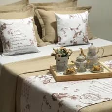 Kit Peseira Casal Casal Padrão 3 Peças - Peseira Para Cama Casal +2 Capas de Almofada Sem Refil | Tecido Pique Favinho