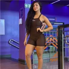 Macaquinho Feminino Fitness Alças Finas  Trancadas nas costas Para Academia Justo E Confortável