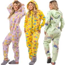 Kit 3 Macacão Pijama Longo Adulto Soft Peluciado Capuz e Zíper MAYU Modas Estampado Juvenil Inverno