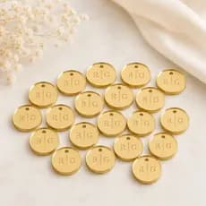 Kit Tags Acrílico Dourado Iniciais Gravadas Personalizadas 2Cm