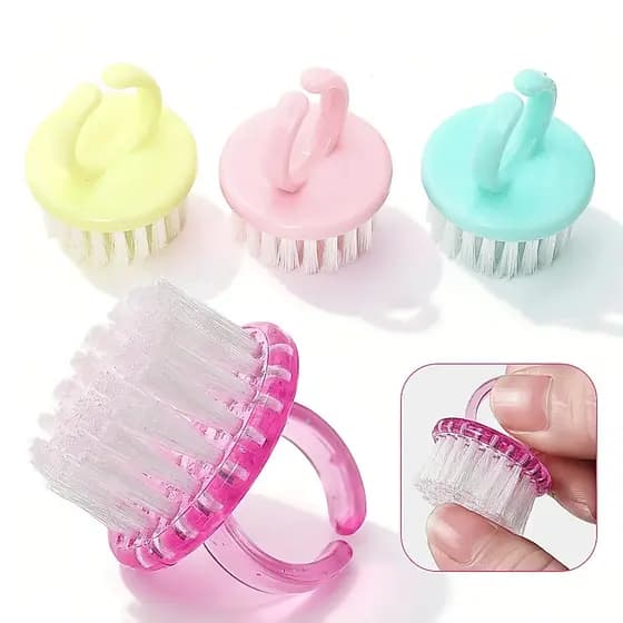 Kit 8 Escovinha de Unhas de Plástico com Cerdas de Nylon Anel Anatômico Deslizante