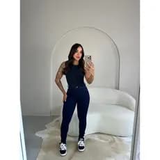 CALÇA JEANS FEMININA  CALÇA JEANS SKINNY CINTURA ALTA COM LYCRA LEVANTA BUMBUM
