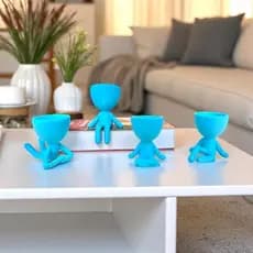 Kit 4 Mini Vasinhos Bob Robert para Decoração sala, escritório, quarto vaso de plástico tamanho mini 6 cm