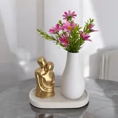 kit de vaso com flores artificiais, bandeja, estátua casal, estátua pensadora